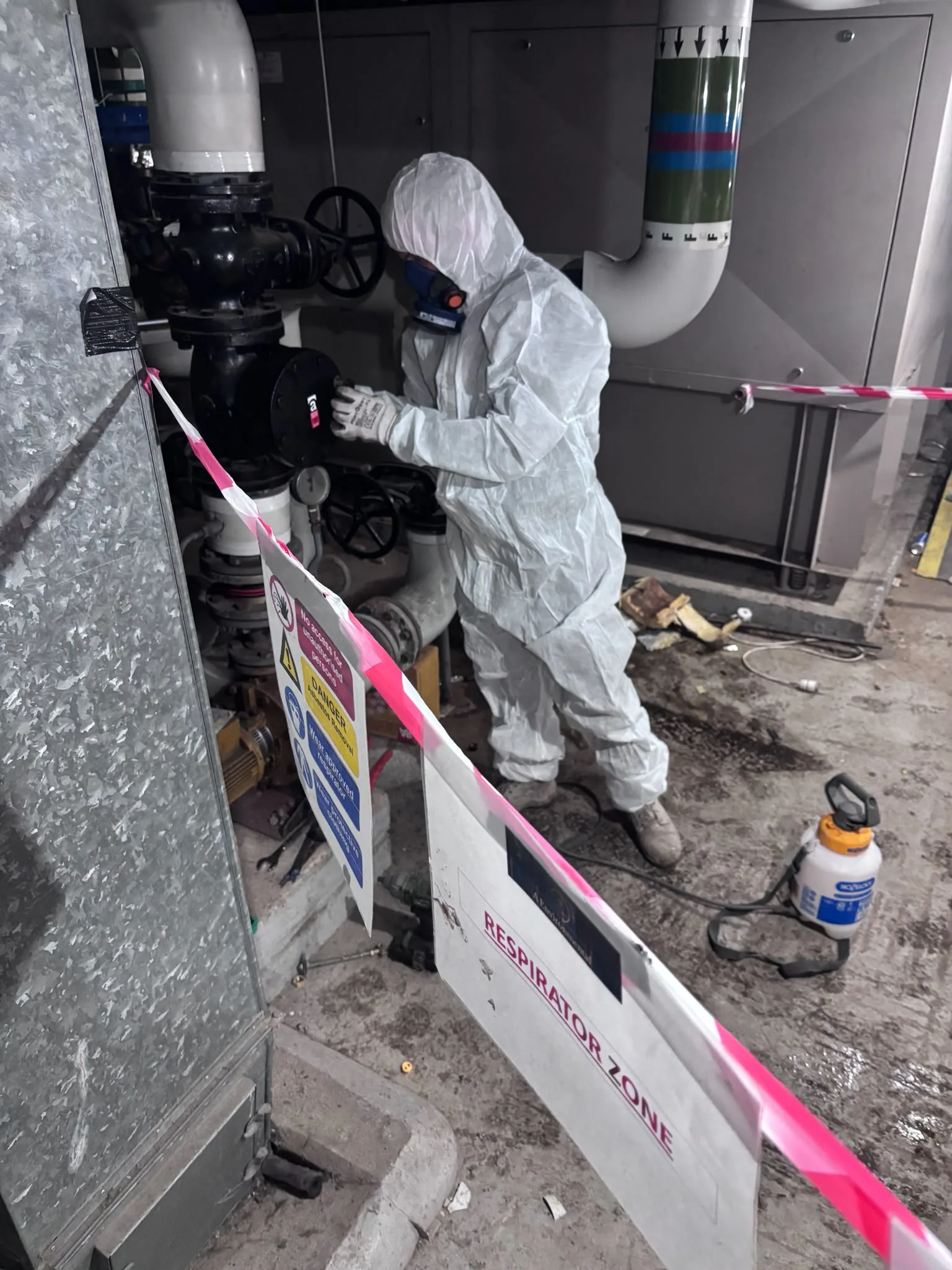 Asbestos artex removal from concrete soffit in Clerkenwell