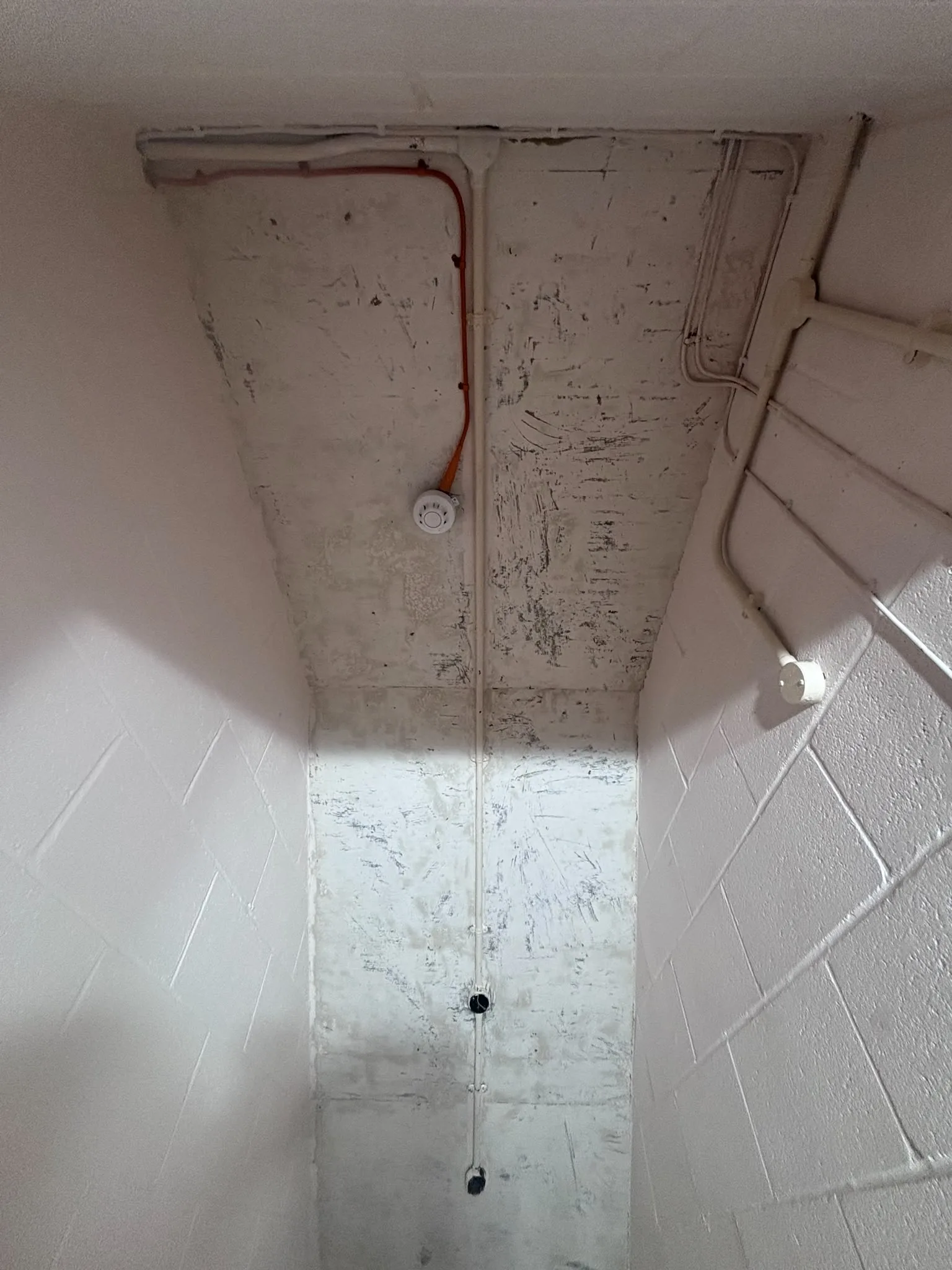 Licensed asbestos gasket removal in a Clerkenwell commercial property